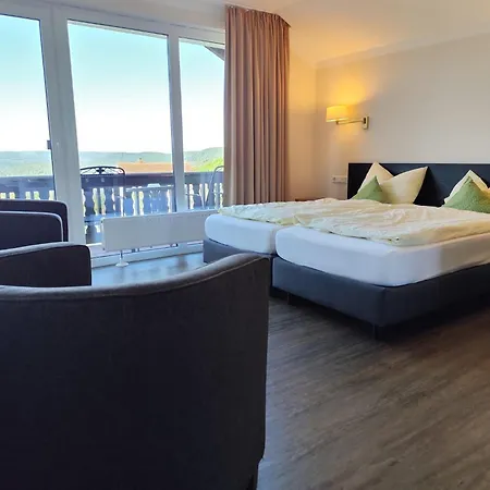 Hotel Garni & Seeschloesschen 3*