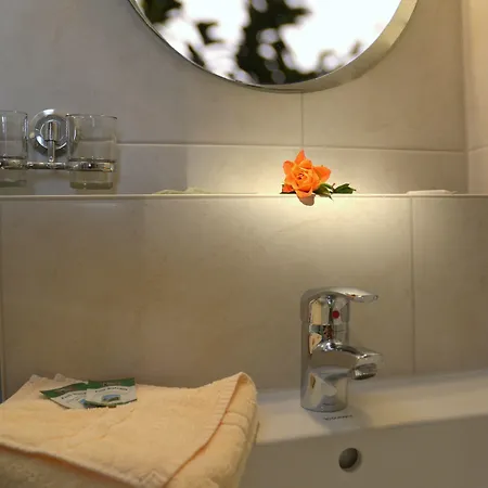 Szálloda Garni & Seeschloesschen Waldeck