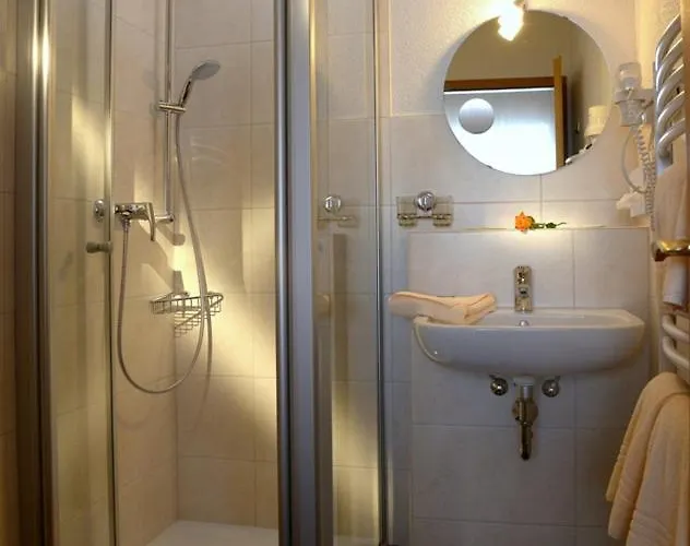 Garni & Seeschloesschen Отель