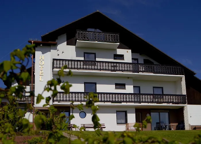 Garni & Seeschloesschen Отель Вальдек