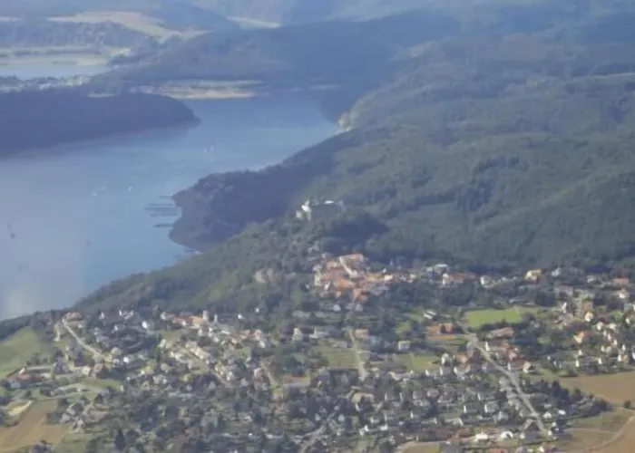 Отель Garni & Seeschloesschen